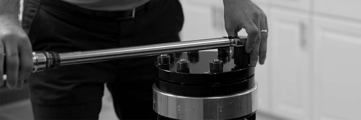 Demo of bolt tightening on a FADU rig using a torque wrench
